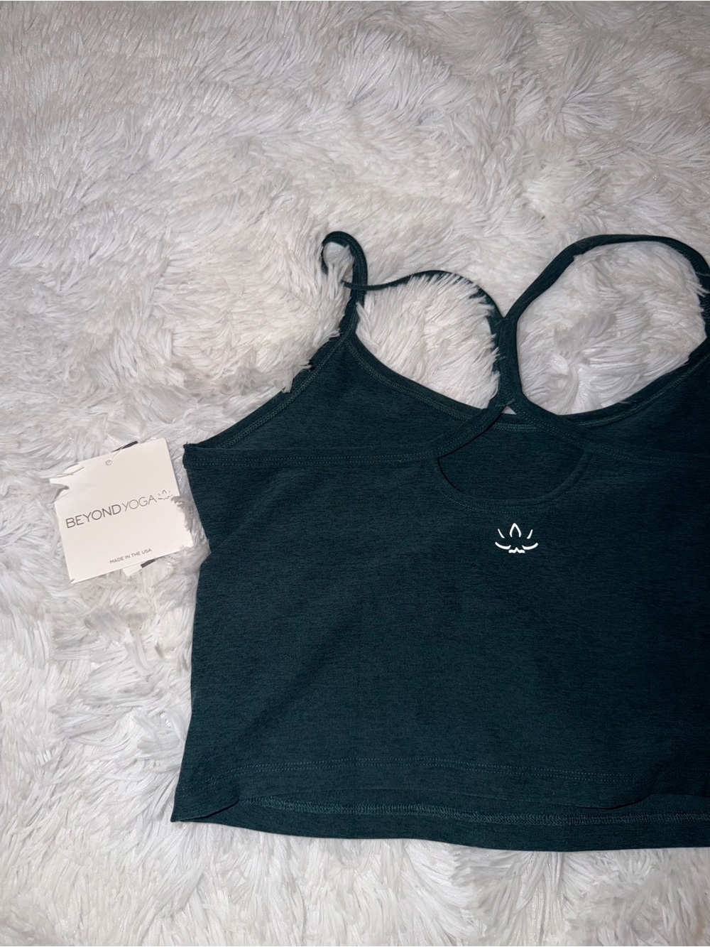 Beyond Yoga Dark Green Strappy Crop Tank w Bra